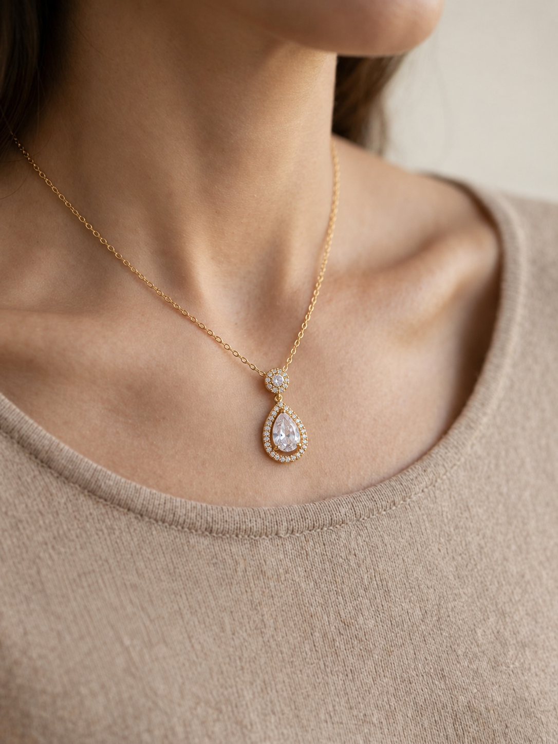 Choker Gota Cravejado em Zircônia Cristal em Aço – Margot